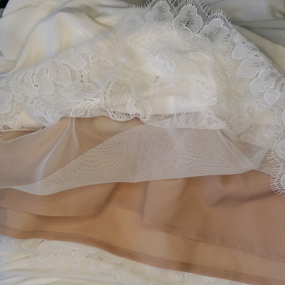 BCBGMaxazria "Renay" Off White Bodycon Dress - Picture 15 of 16